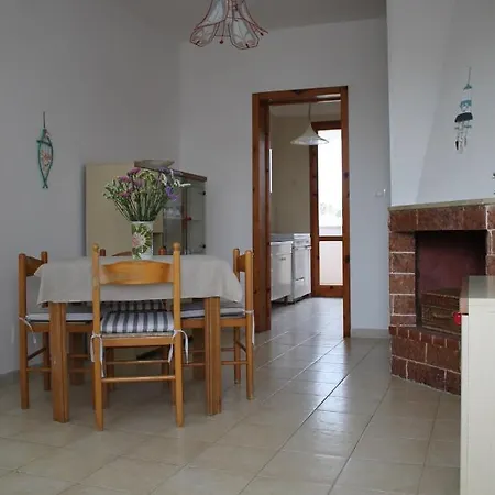 Casa Vacanza Via Allende Torre dell'Orso Exterior foto
